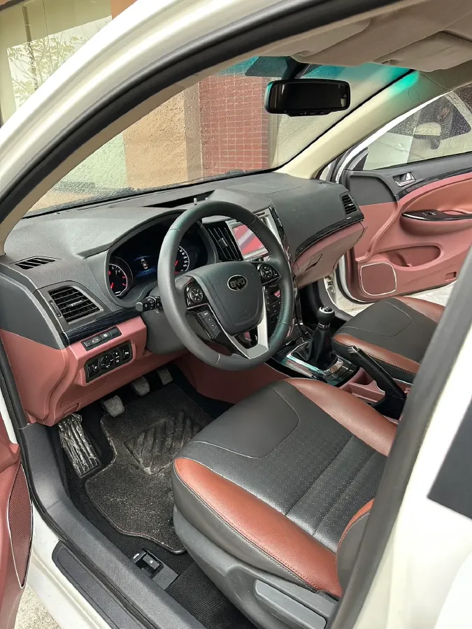 2018 BYD SuRui 1.5L 109HP L4 5MT,autocango,china used car exporter,china ev exporter,chinese used car exporter,chinese used ev exporter