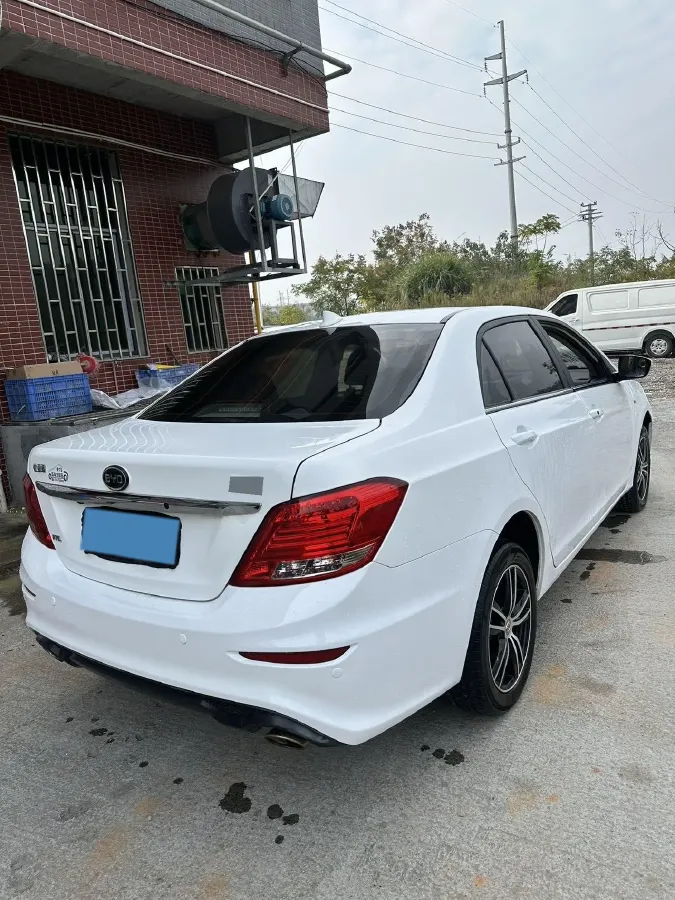 2018 BYD SuRui 1.5L 109HP L4 5MT,autocango,china used car exporter,china ev exporter,chinese used car exporter,chinese used ev exporter