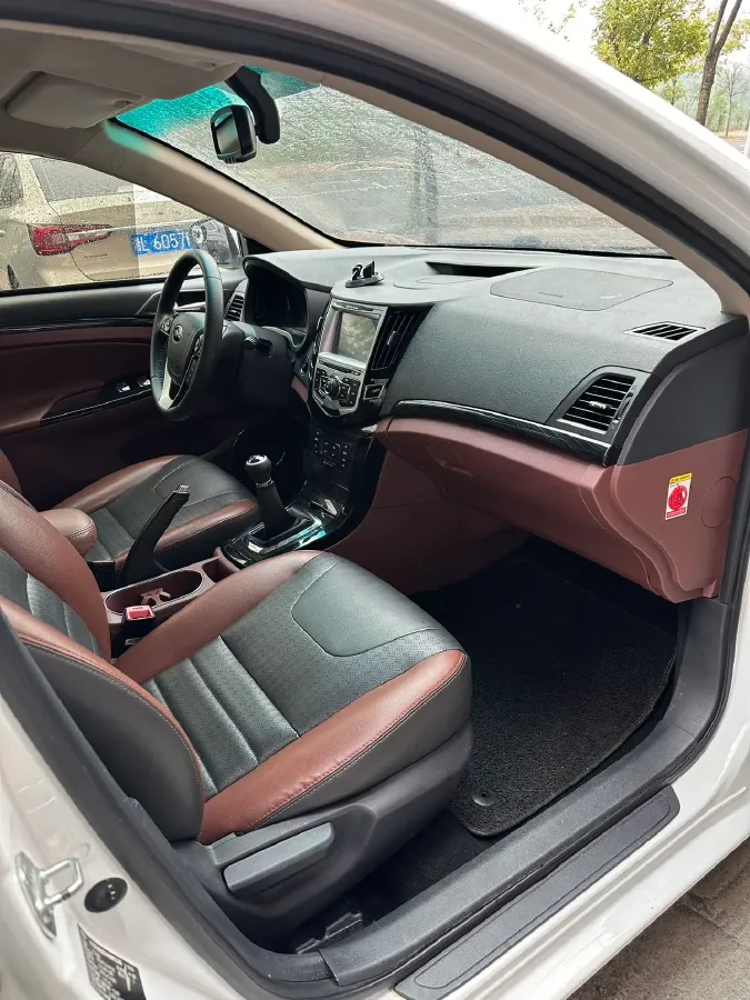 2018 BYD SuRui 1.5L 109HP L4 5MT,autocango,china used car exporter,china ev exporter,chinese used car exporter,chinese used ev exporter