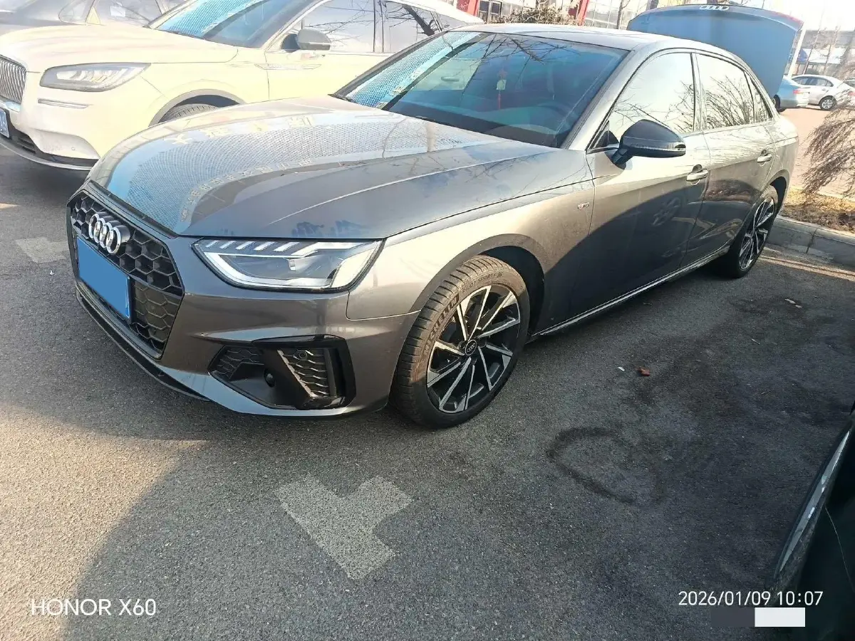 2023 Audi A4L 2.0T 190HP L4 7DCT