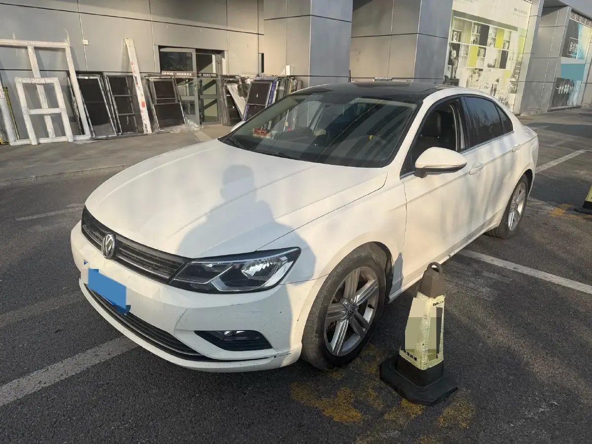 2018 Volkswagen Lamando 1.4T 150HP L4 7DCT