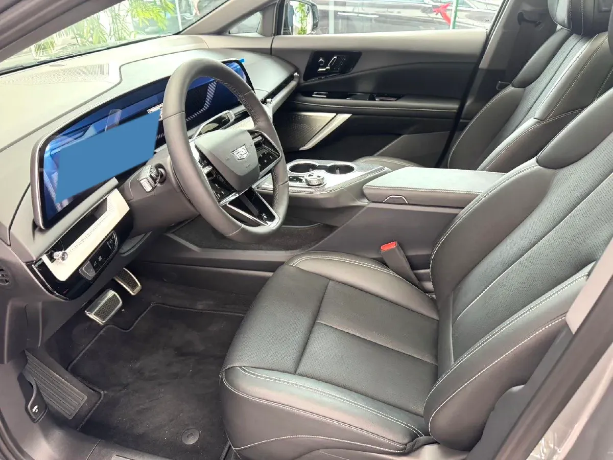 2024 Cadillac OPTIQ BEV 68.4KWH,autocango,china used car exporter,china ev exporter,chinese used car exporter,chinese used ev exporter