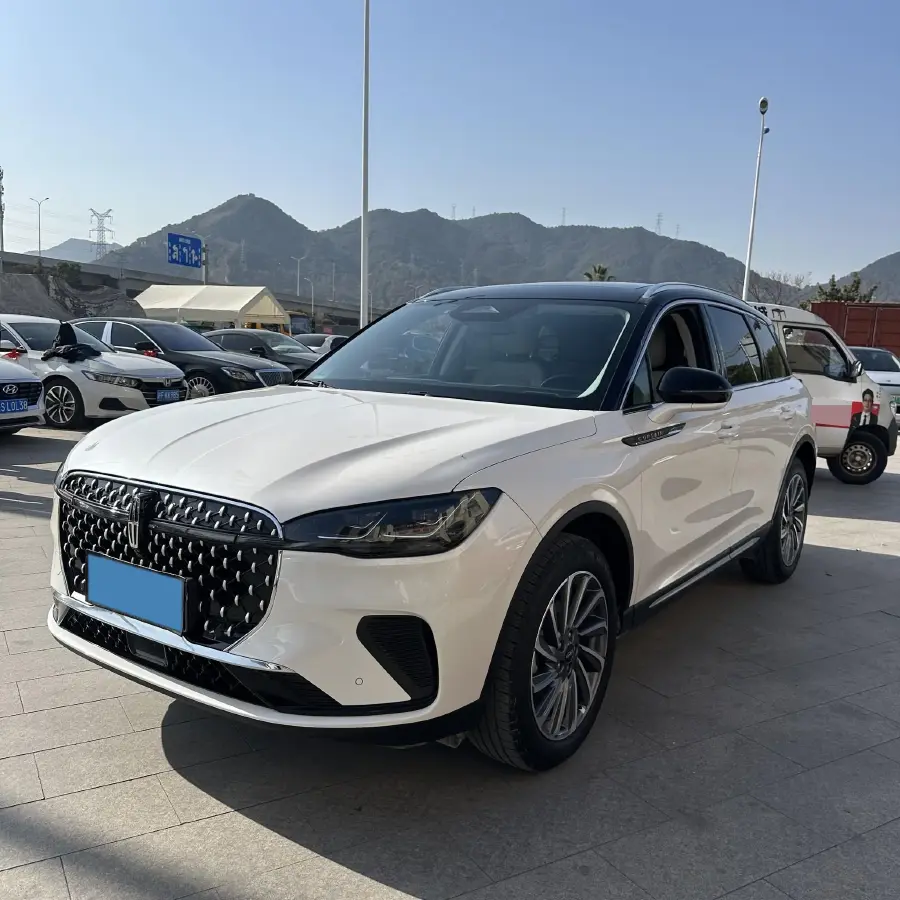 2023 Lincoln Corsair 2.0T 261HP L4 8AT