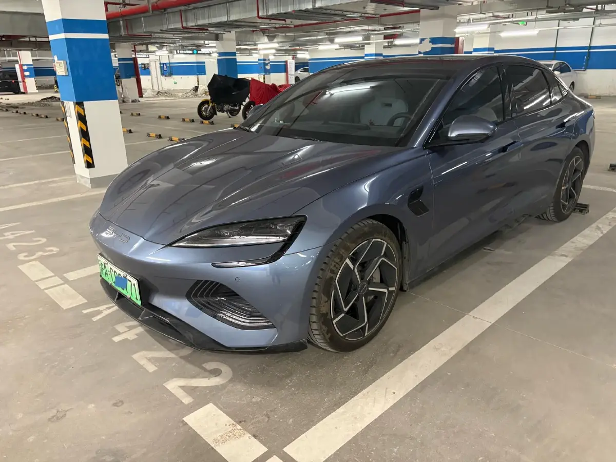 2022 AITO AITO M5 Range Extended 125HP REEV 40KWH