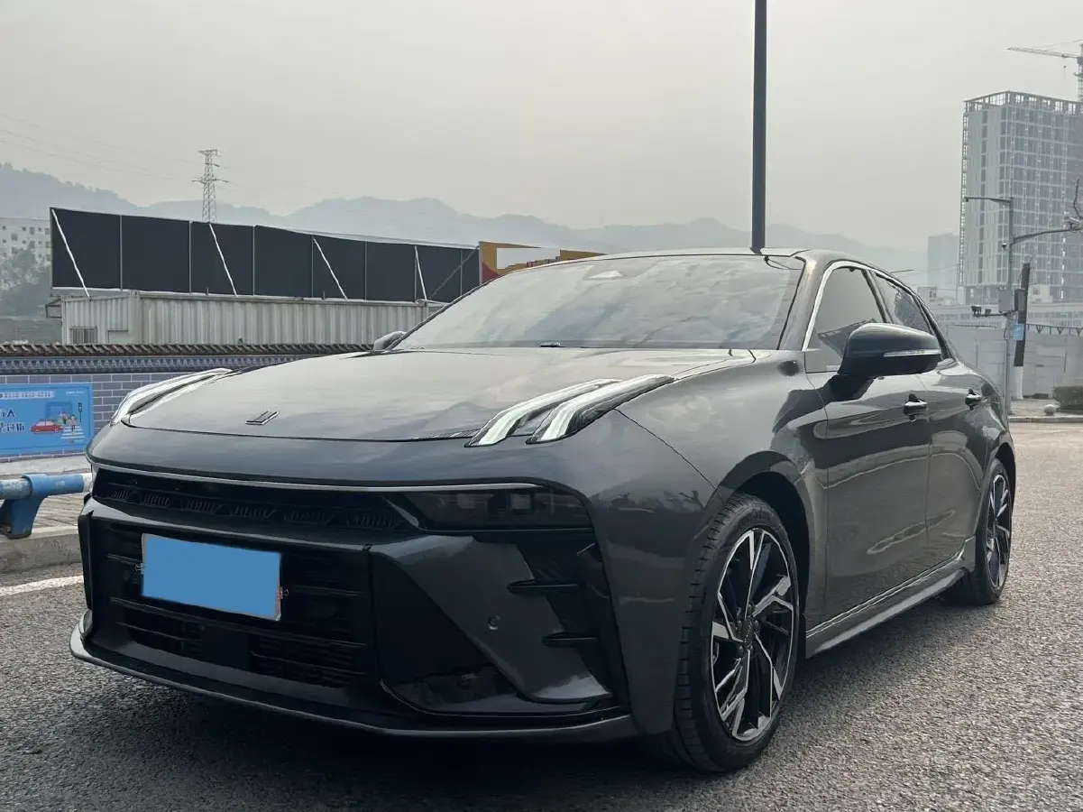 2025 LYNK&CO 03 1.5T 181HP L4 7DCT