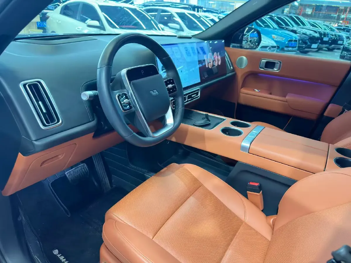 2024 Li L9 Range Extended 154HP REEV 52.3KWH,autocango,china used car exporter,china ev exporter,chinese used car exporter,chinese used ev exporter