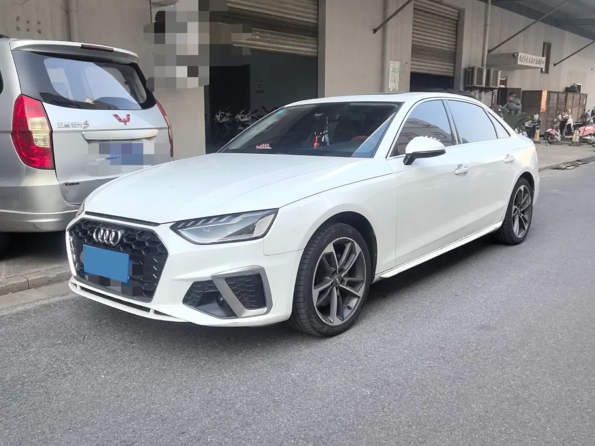 2020 Audi A4L 2.0T 190HP L4 7DCT