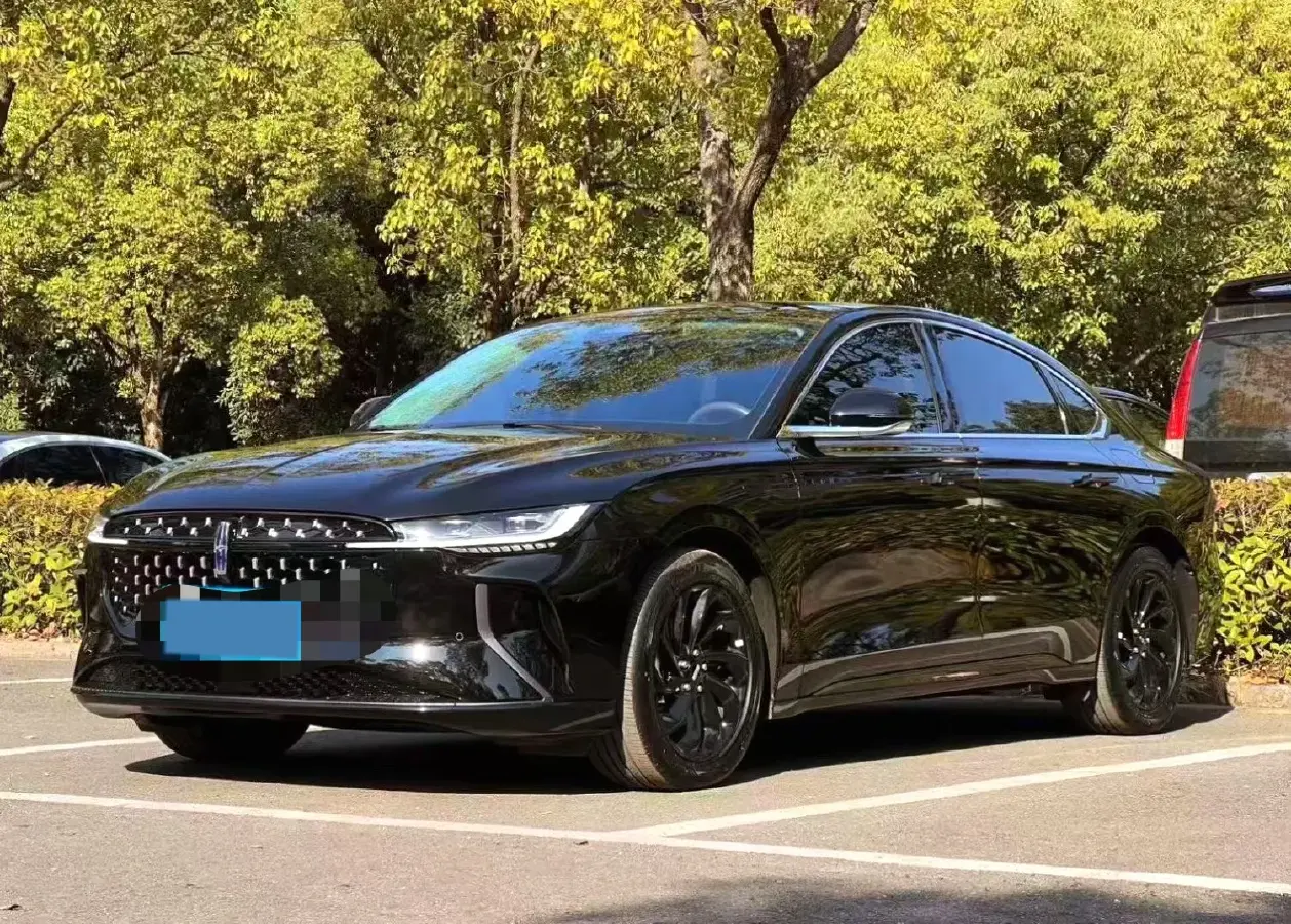 2024 Lincoln Z 2.0T 294HP L4 E-CVT Hybrid