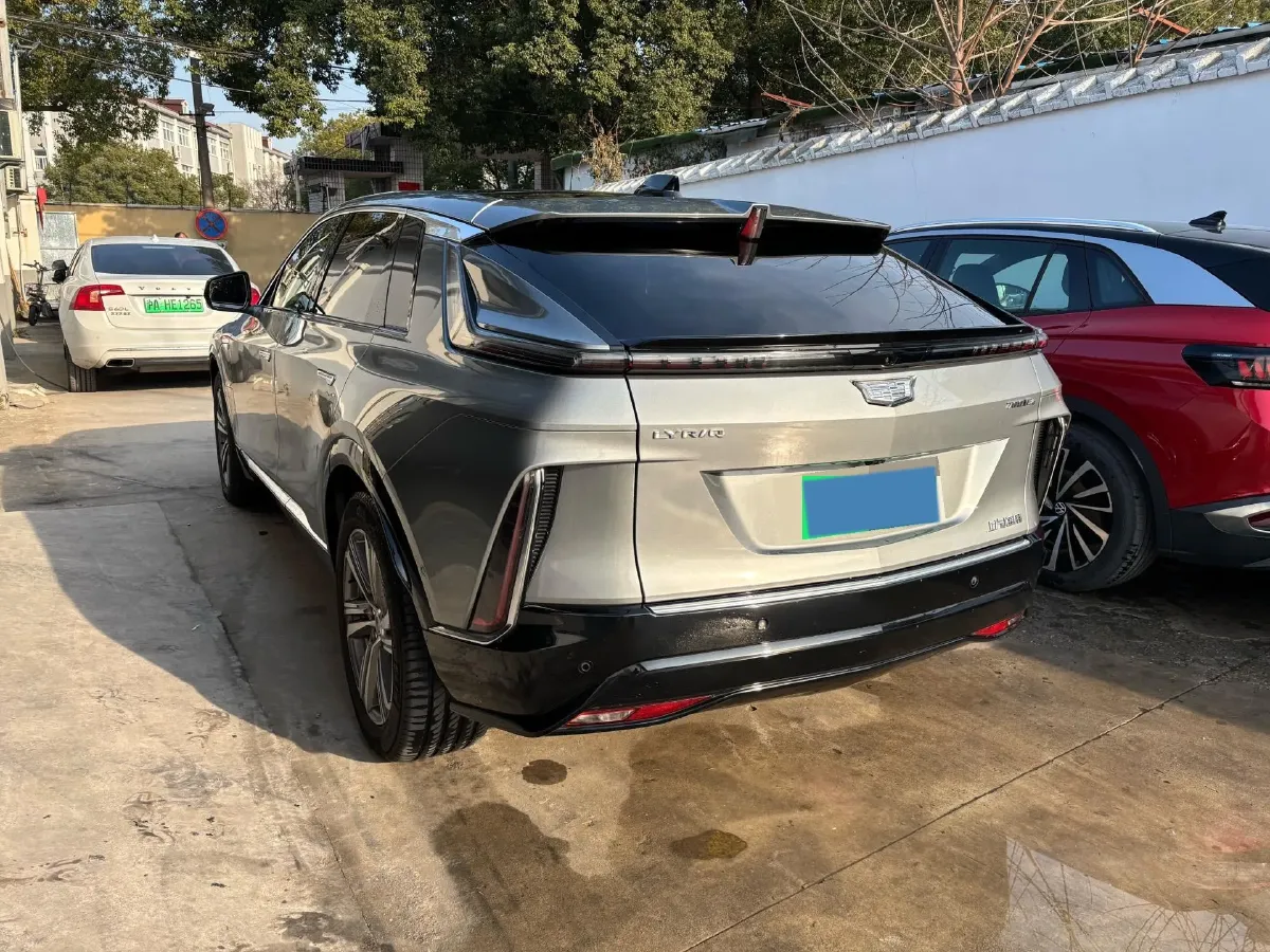 2022 Cadillac IQ Lyriq BEV 95.7KWH,autocango,china used car exporter,china ev exporter,chinese used car exporter,chinese used ev exporter