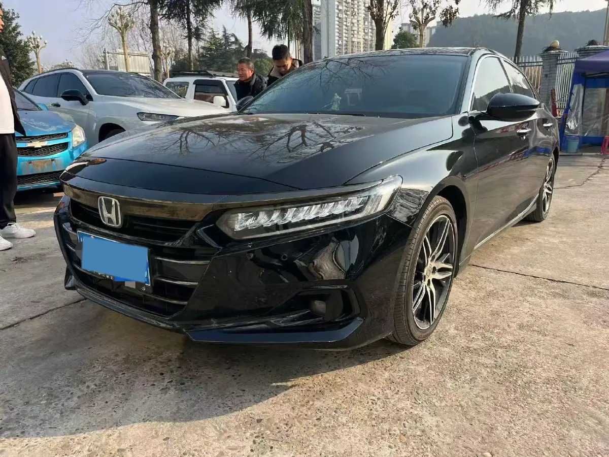 2022 Honda Accord 2.0L 146HP L4 E-CVT Hybrid