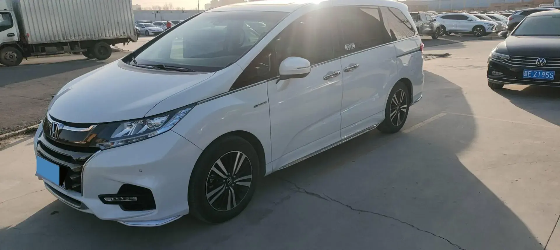 2021 Honda Odyssey 2.0L 146HP L4 E-CVT Hybrid