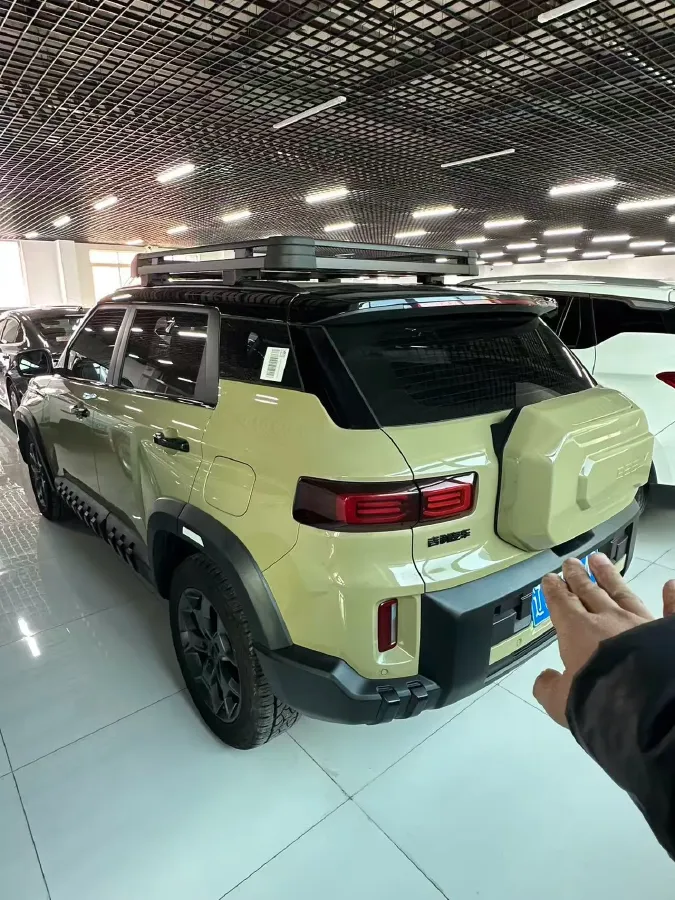 2025 Geely Cowboy 1.5T 181HP L4 7DCT,autocango,china used car exporter,china ev exporter,chinese used car exporter,chinese used ev exporter