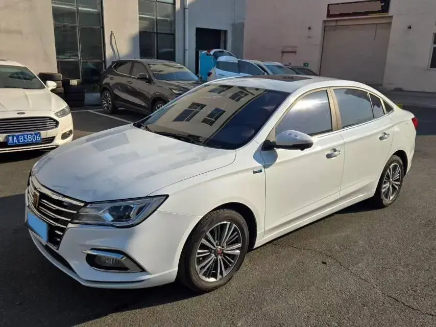 2019 Roewe i5 1.5L 120HP L4 CVT
