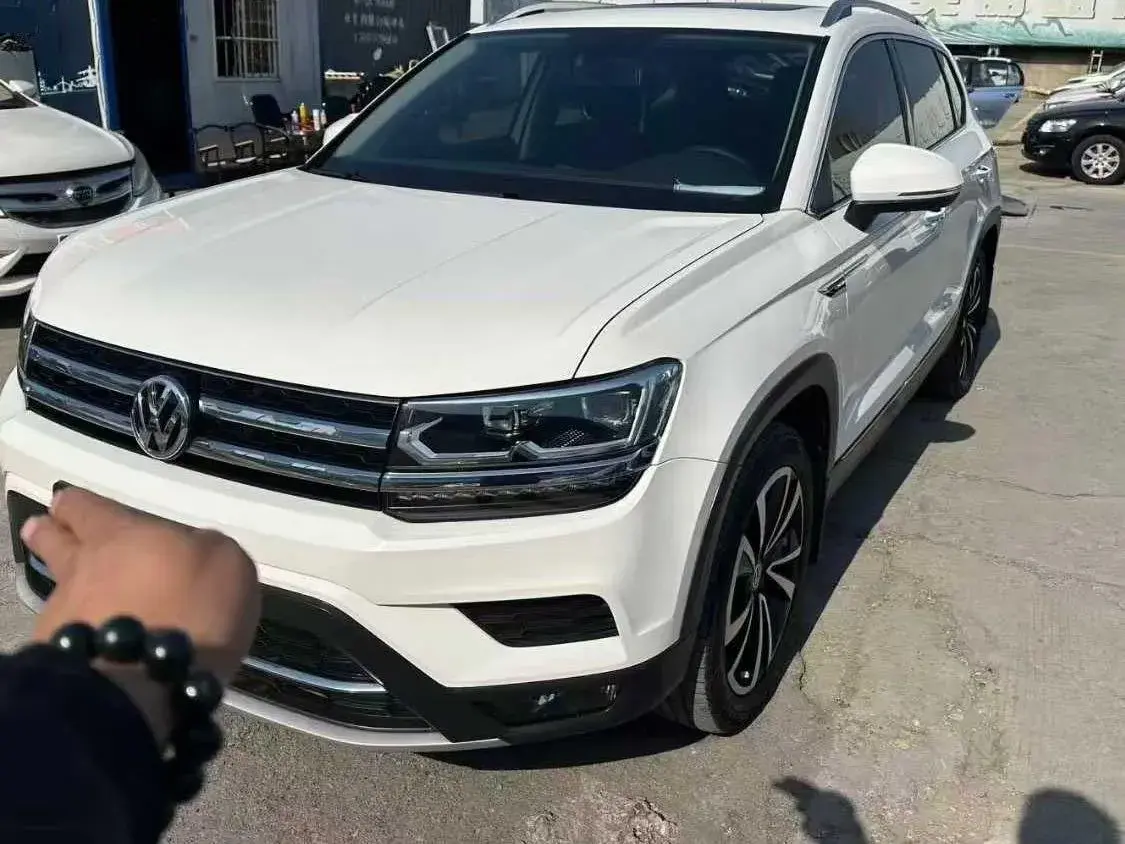 2020 Volkswagen Tharu 2.0T 186HP L4 7DCT