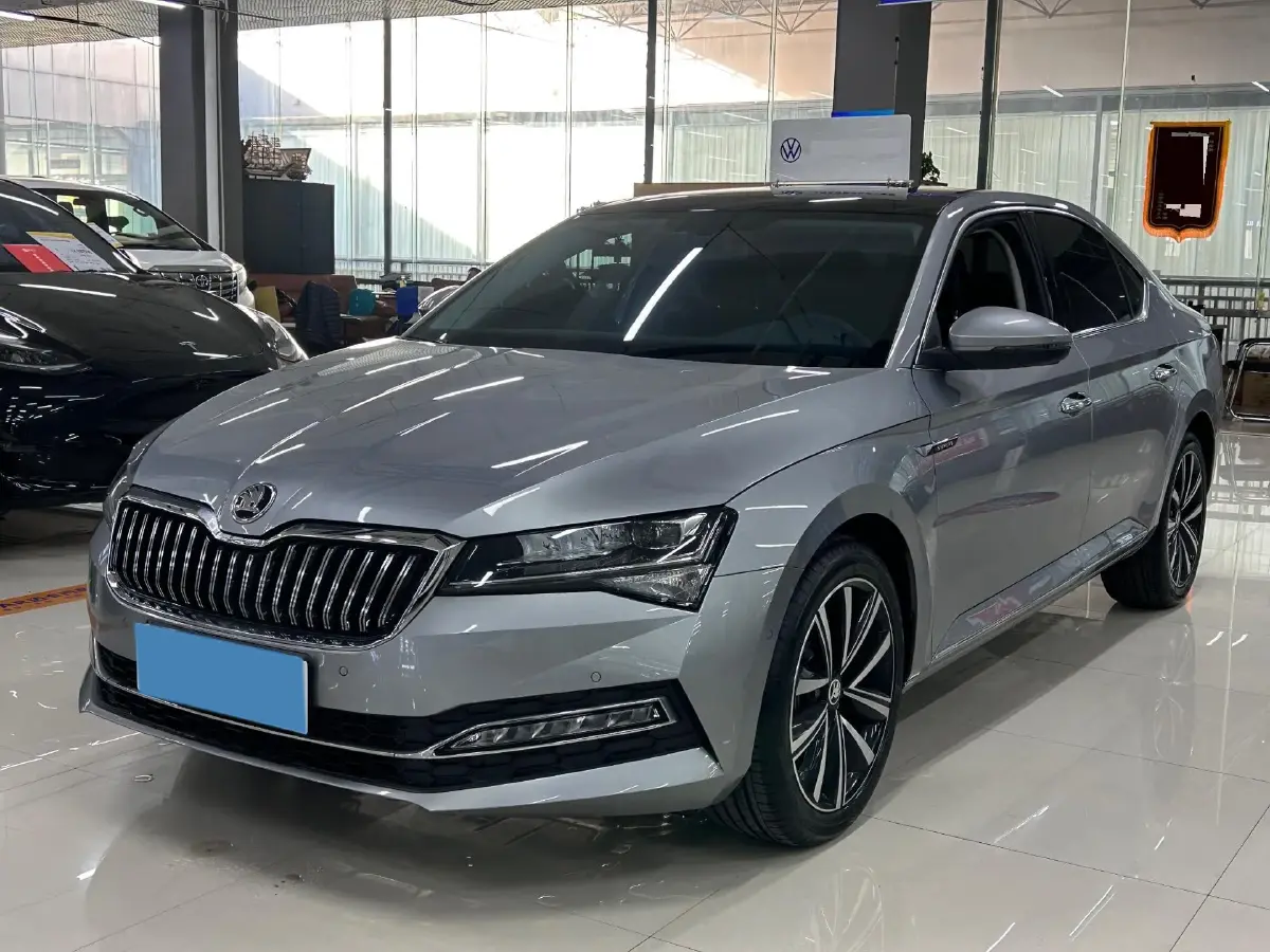 2023 Skoda Superb 1.4T 150HP L4 7DCT