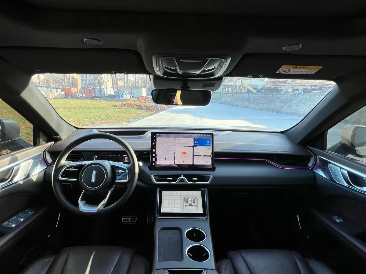 2023 WEY Mocha 1.5T 156HP L4 2DHT PHEV 34KWH,autocango,china used car exporter,china ev exporter,chinese used car exporter,chinese used ev exporter