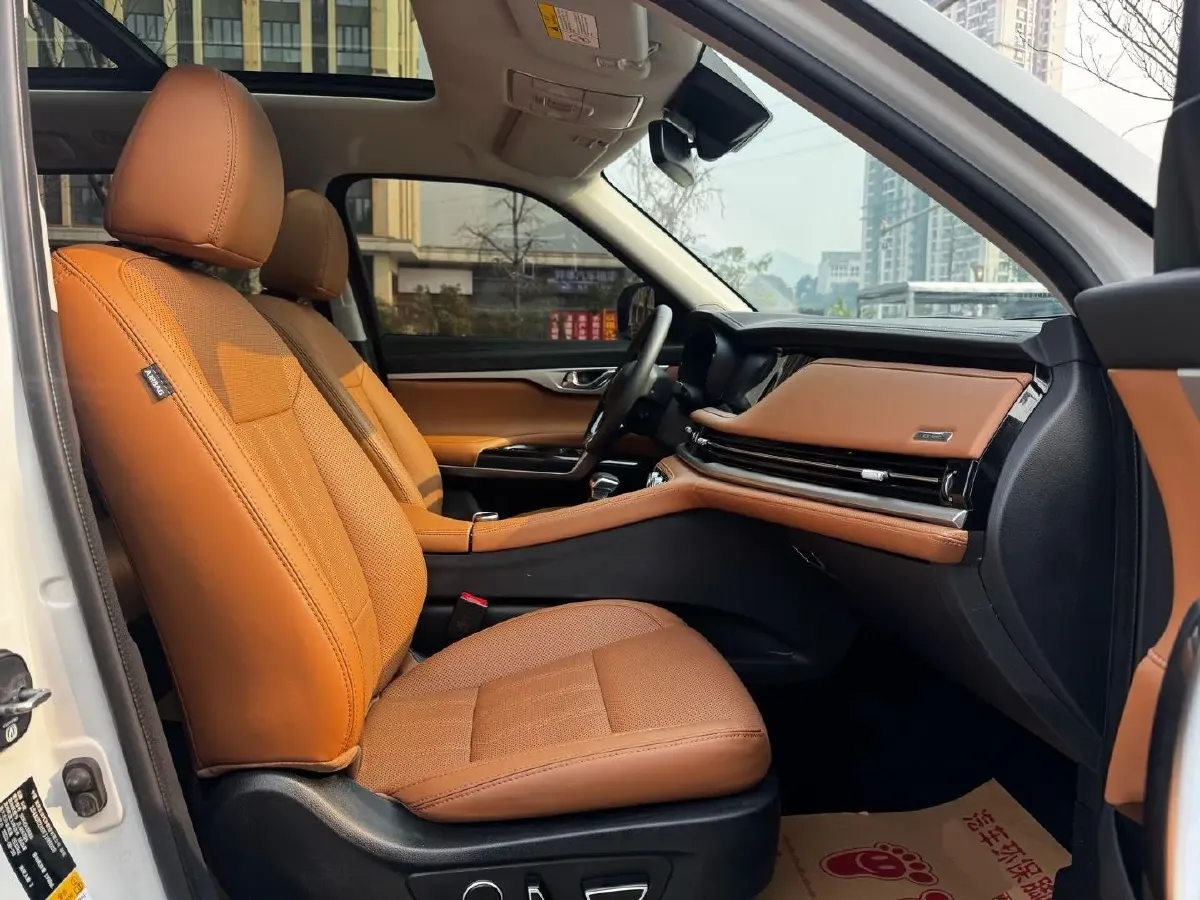 2021 ChangAn CS95 2.0T 233HP L4 6AT,autocango,china used car exporter,china ev exporter,chinese used car exporter,chinese used ev exporter