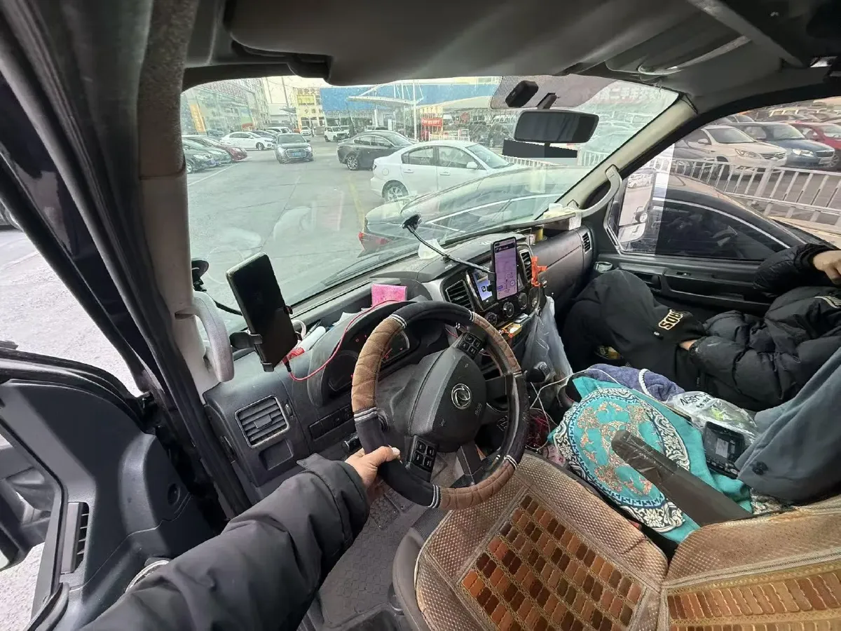 2021 DongFeng DFAC YuFeng 2.0T 136HP L4 6MT,autocango,china used car exporter,china ev exporter,chinese used car exporter,chinese used ev exporter