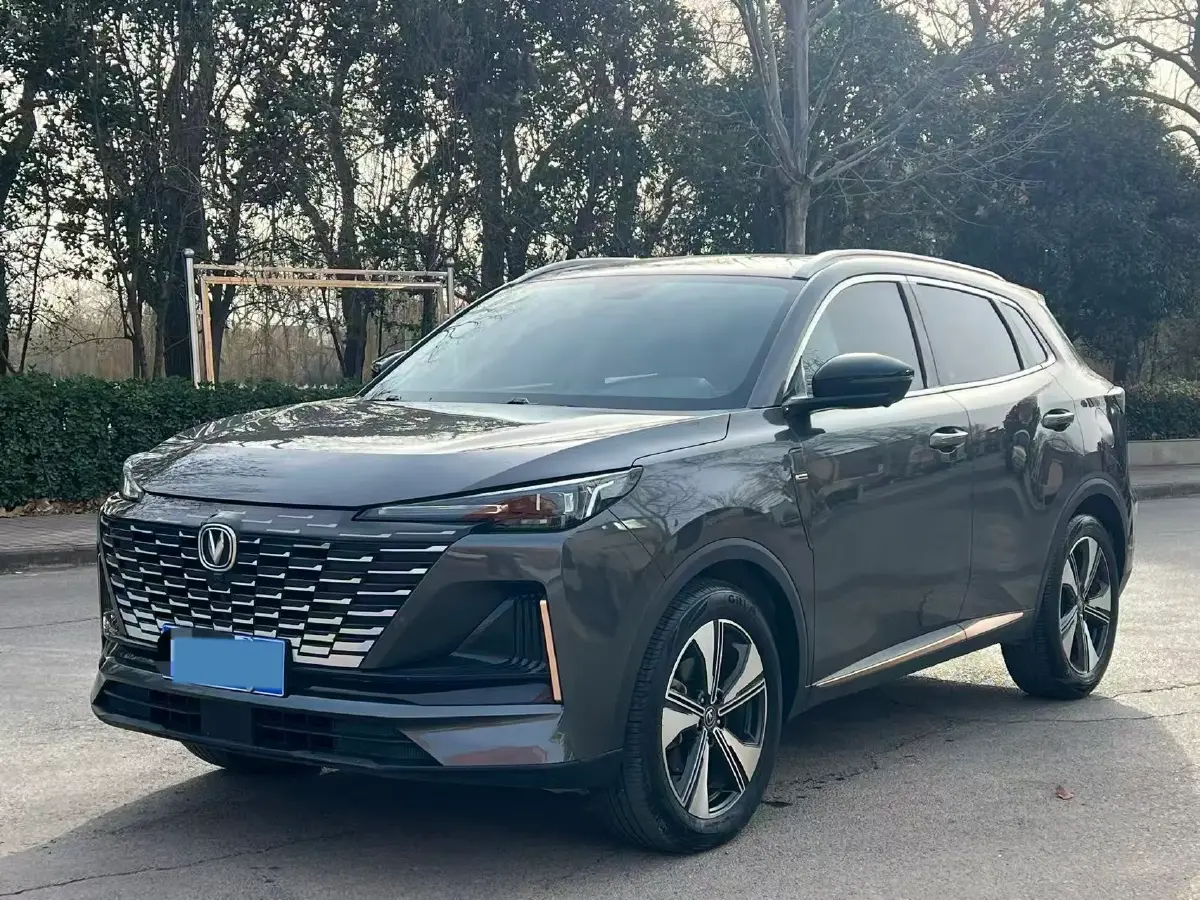2022 ChangAn CS55 Plus 1.5T 180HP L4 7DCT
