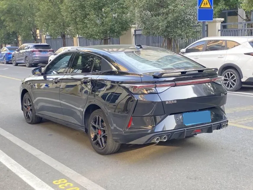 2022 DongFeng Aeolus YiXuan 1.5T 150HP L4 6DCT,autocango,china used car exporter,china ev exporter,chinese used car exporter,chinese used ev exporter