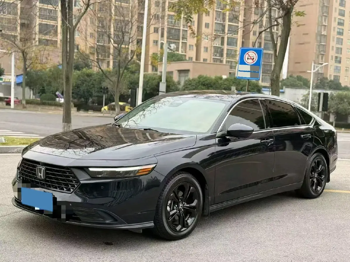 2023 Dongfeng PaLaSuo 2.0T 228HP L4 8AT