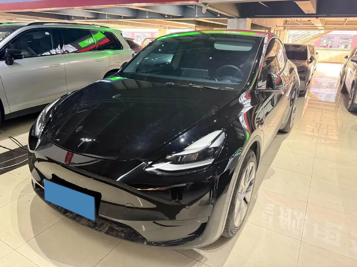 2022 Tesla Model Y BEV 60KWH