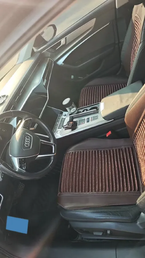 2020 Audi A6L 2.0T 190HP L4 7DCT,autocango,china used car exporter,china ev exporter,chinese used car exporter,chinese used ev exporter