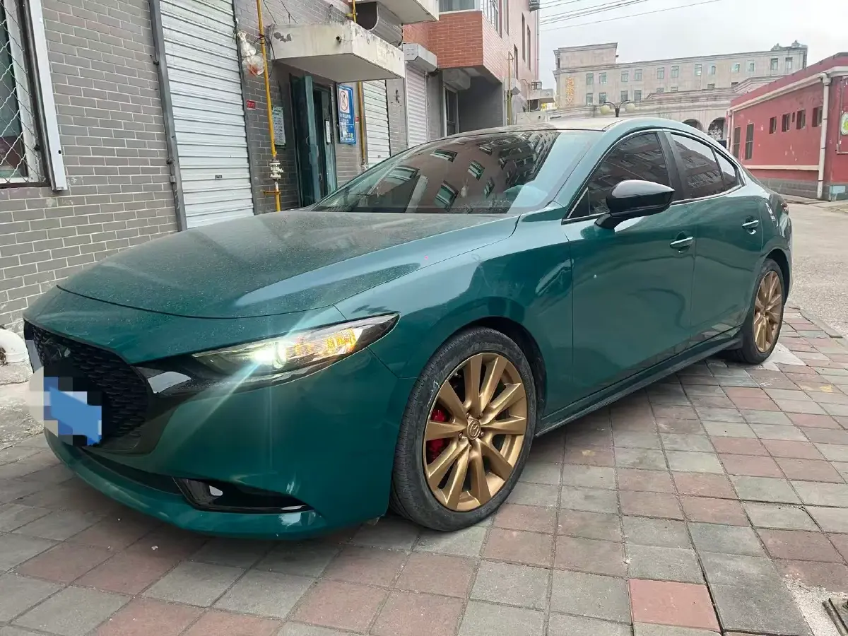 2021 Mazda 3 Axela 2.0L 158HP L4 6AT