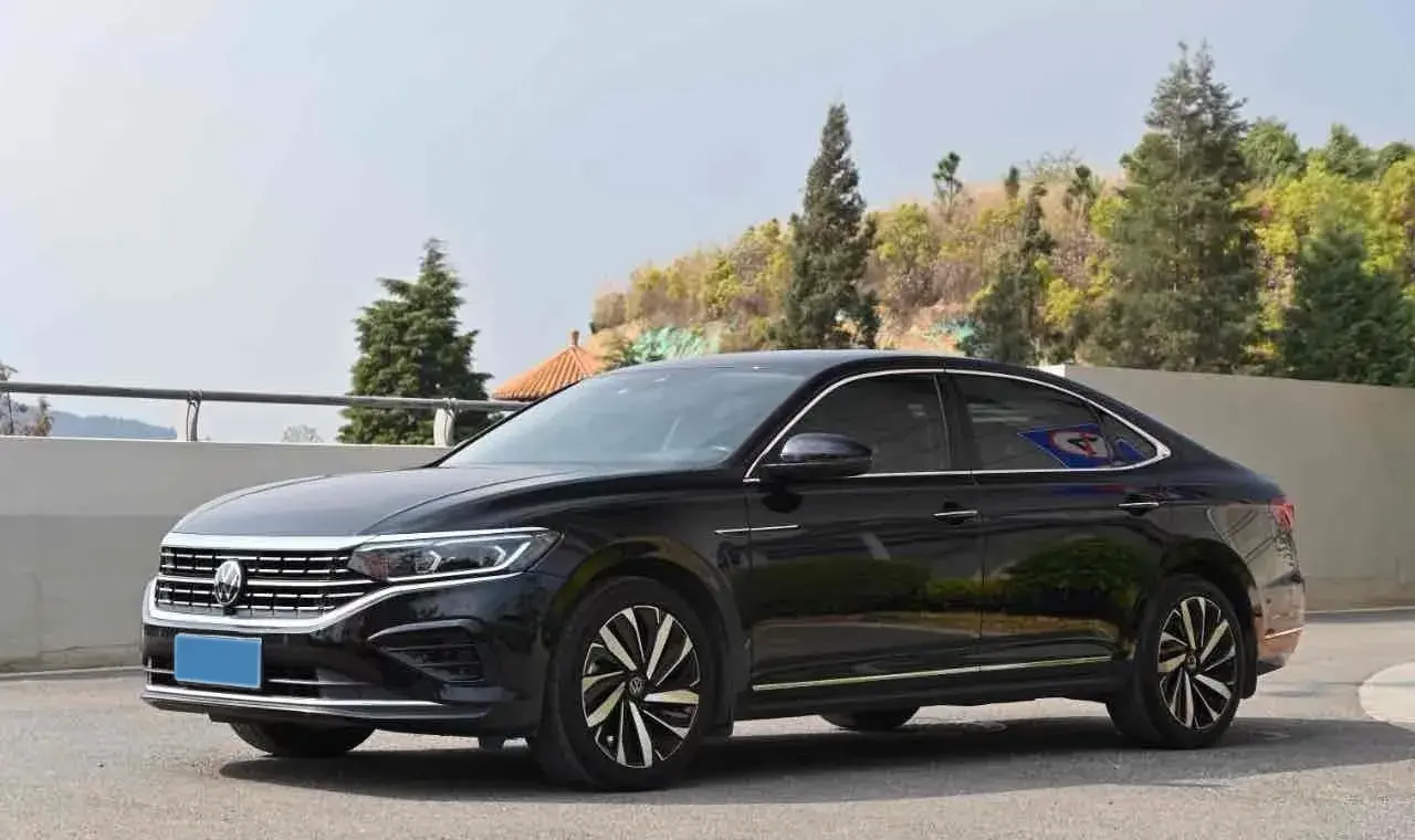 2022 Xpeng P7 BEV 60.2KWH