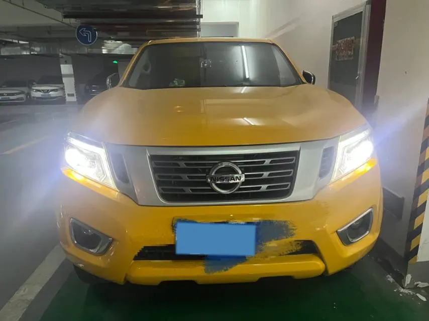 2023 Nissan Navara 2.5L 190HP L4 7AT,autocango,china used car exporter,china ev exporter,chinese used car exporter,chinese used ev exporter