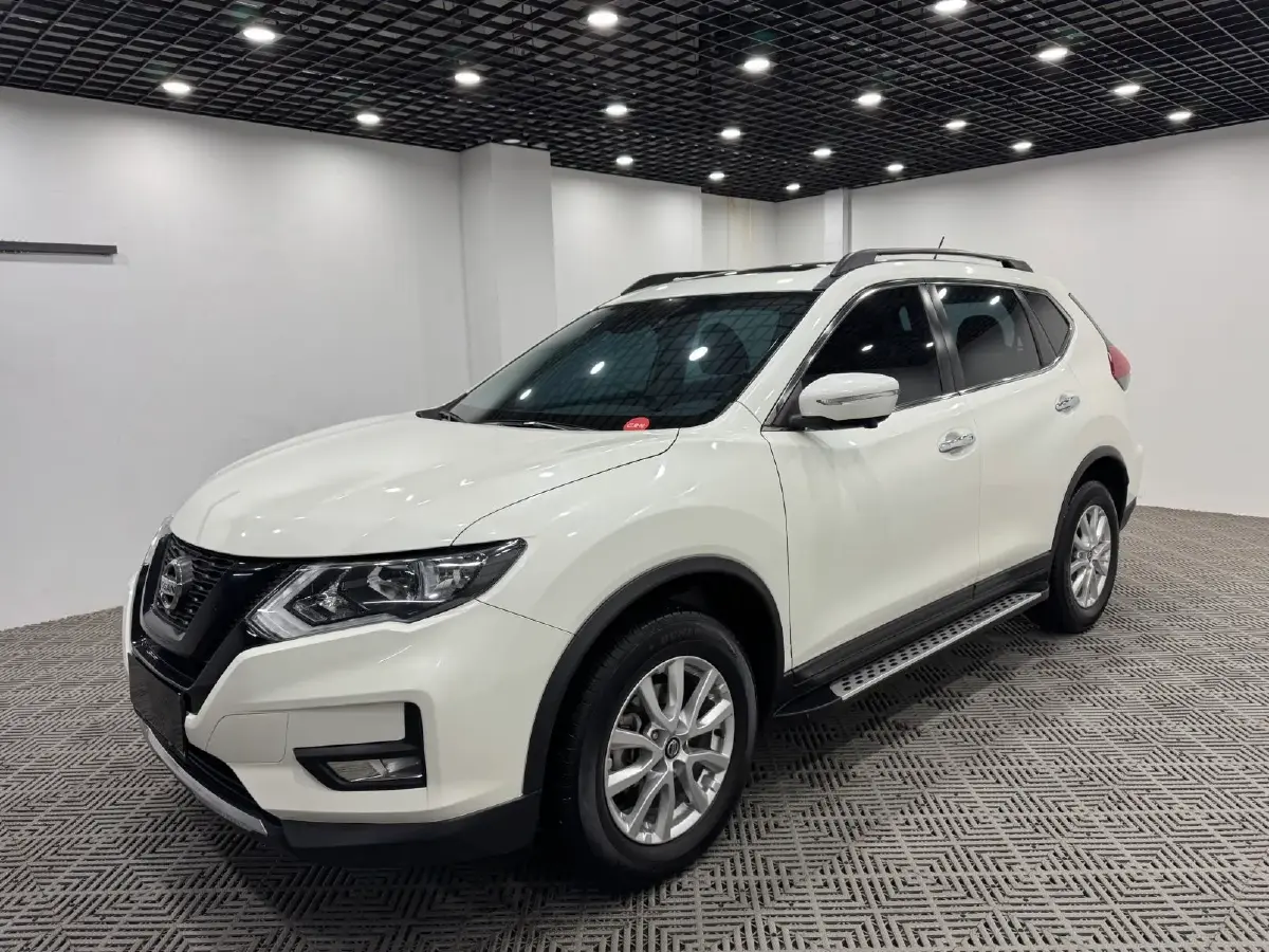 2021 Nissan X-Trail 2.0L 151HP L4 CVT