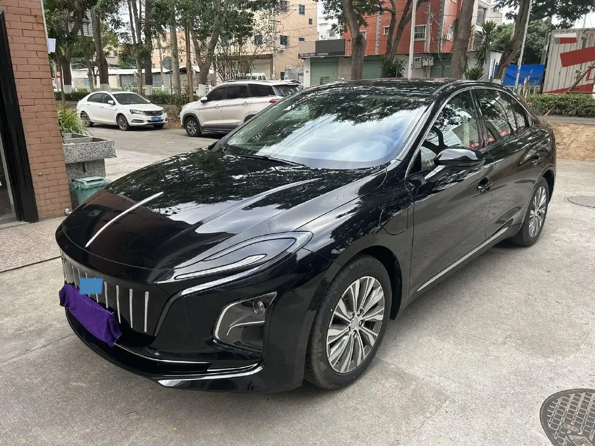 2023 HongQi E-QM5 BEV 82KWH