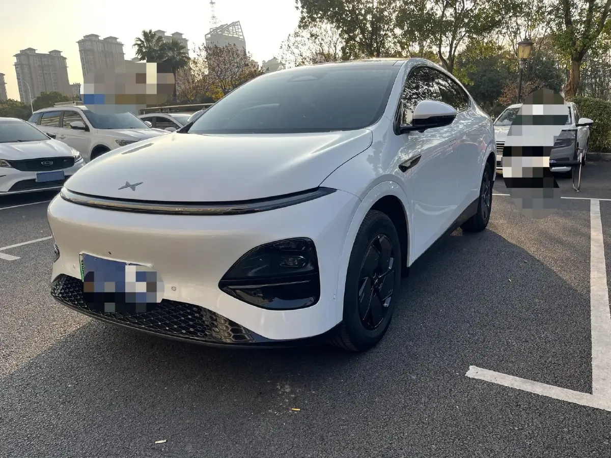 2025 Xpeng G6 BEV 68.5KWH