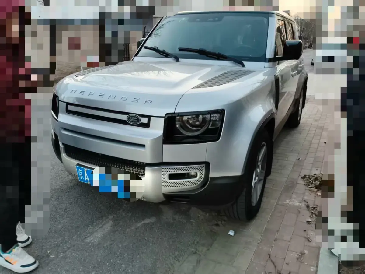 2020 Land Rover Defender 3.0T 400HP L6 8AT