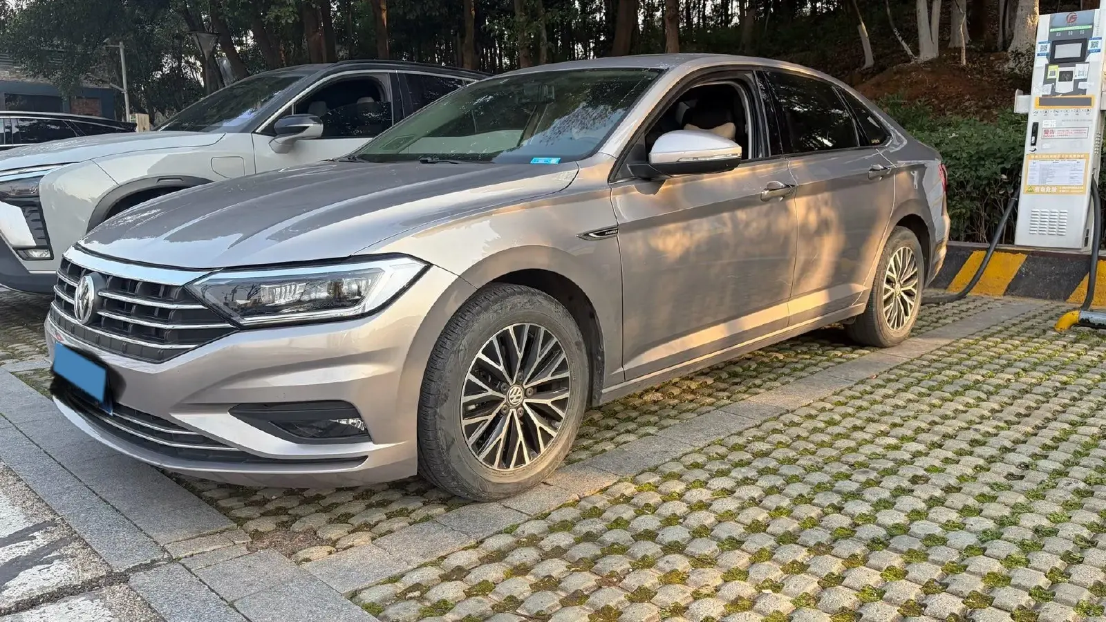 2020 Volkswagen Sagitar 1.4T 150HP L4 7DCT
