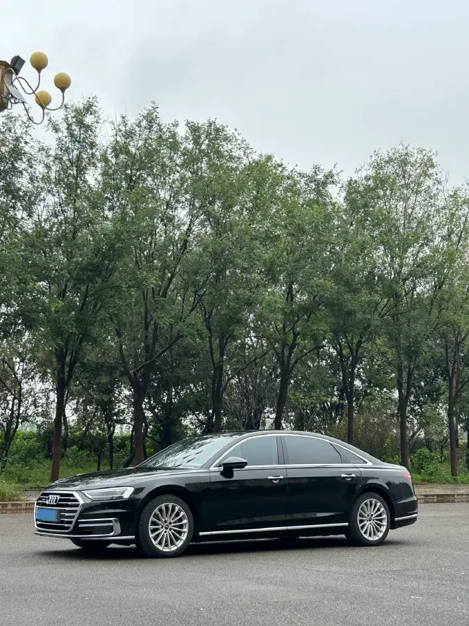 2021 Audi A8 3.0T 286HP V6 8AT