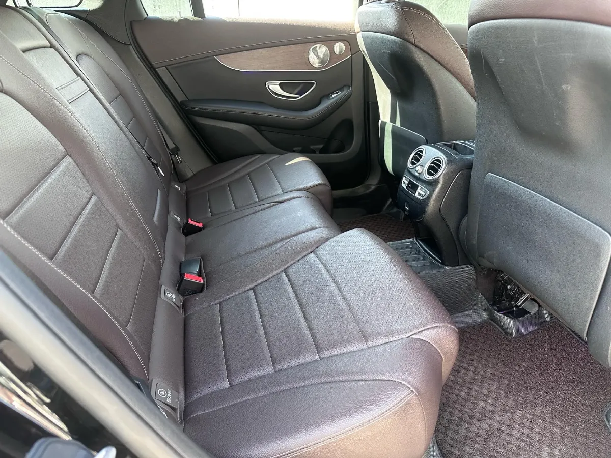 2021 Mercedes-Benz GLC Class 2.0T 258HP L4 9AT,autocango,china used car exporter,china ev exporter,chinese used car exporter,chinese used ev exporter