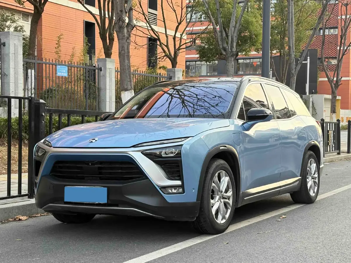 2018 NIO ES8 BEV 70KWH