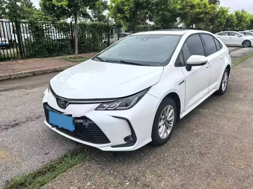 2021 Toyota Corolla 1.8L 98HP L4 E-CVT Hybrid