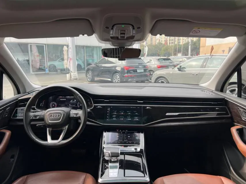 2021 Audi Q7 3.0T 340HP V6 8AT,autocango,china used car exporter,china ev exporter,chinese used car exporter,chinese used ev exporter