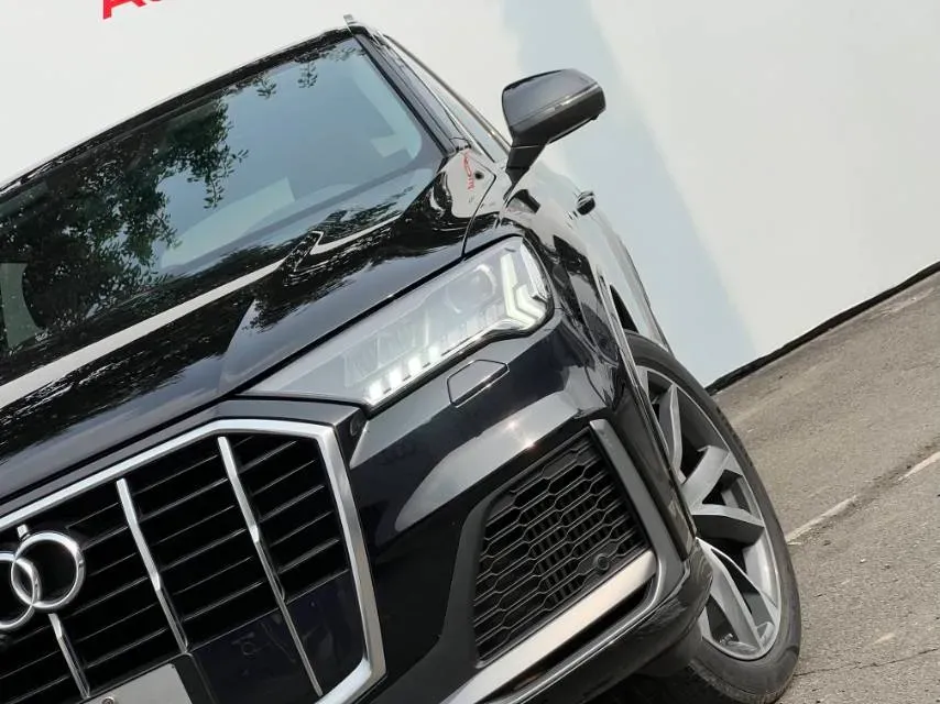 2021 Audi Q7 3.0T 340HP V6 8AT,autocango,china used car exporter,china ev exporter,chinese used car exporter,chinese used ev exporter