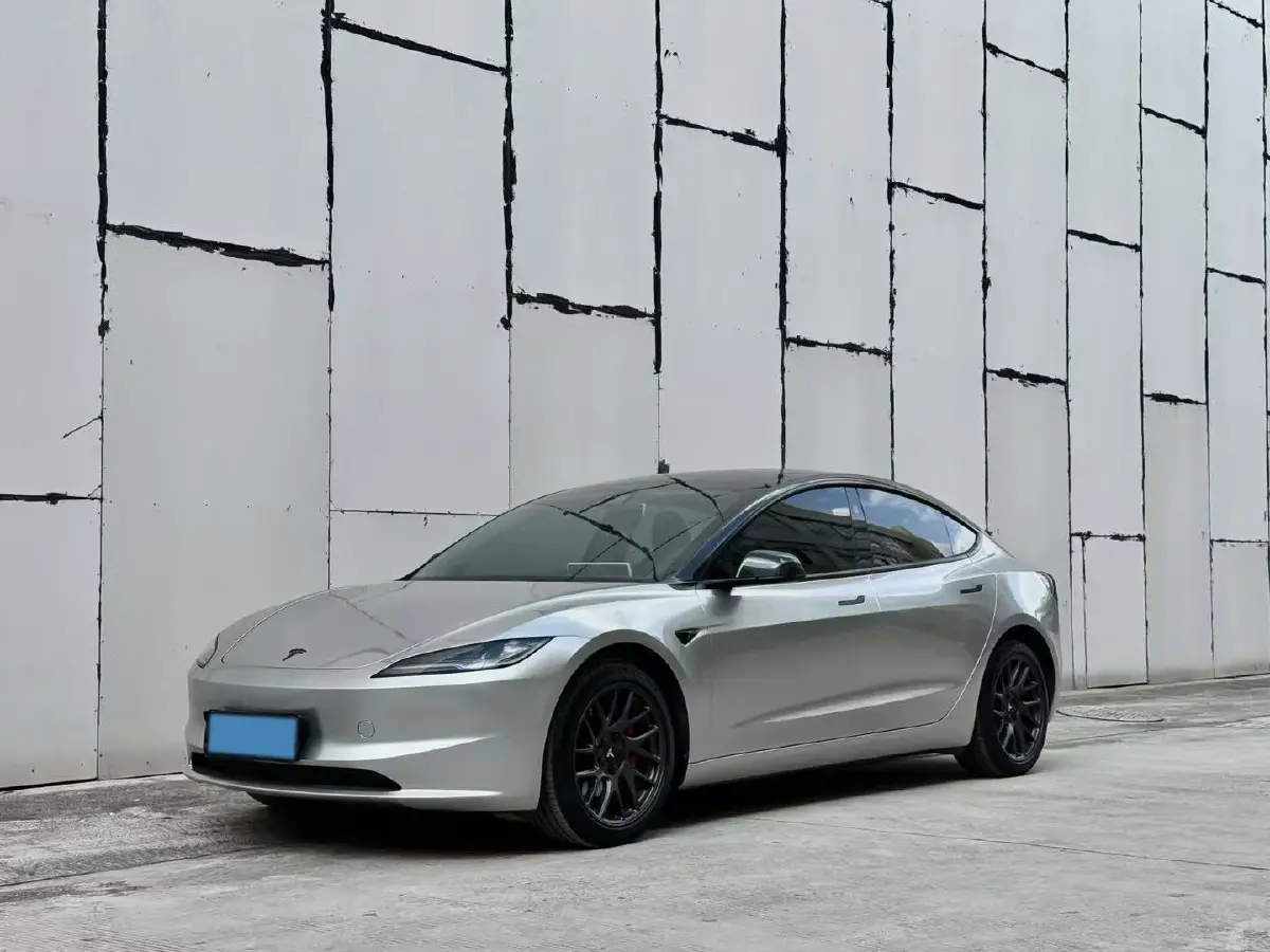 2023 HYPTEC GT BEV 80KWH