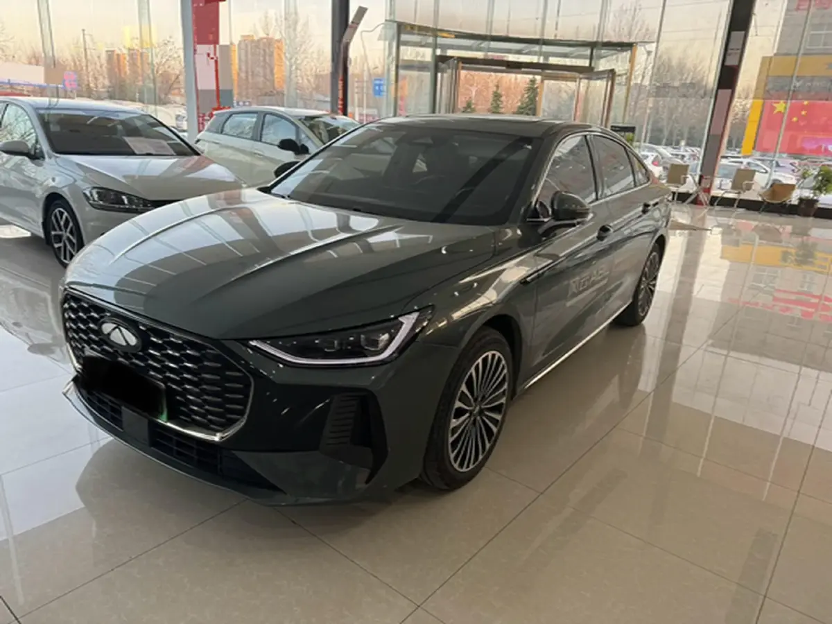 2025 Fulwin FulwinA8L 1.5T 156HP L4 1DHT PHEV 18.67KWH