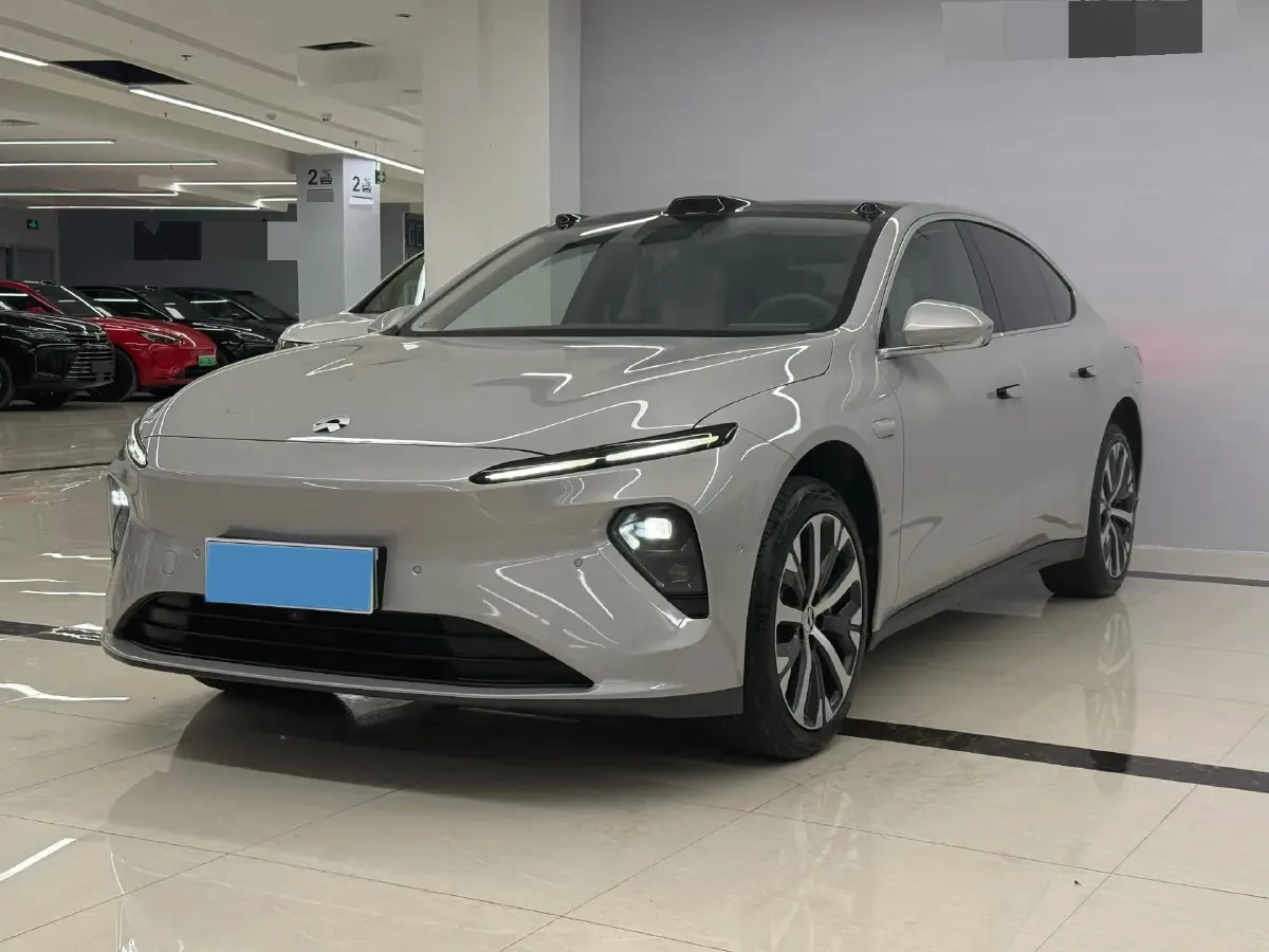 2024 NIO ET7 BEV 75KWH