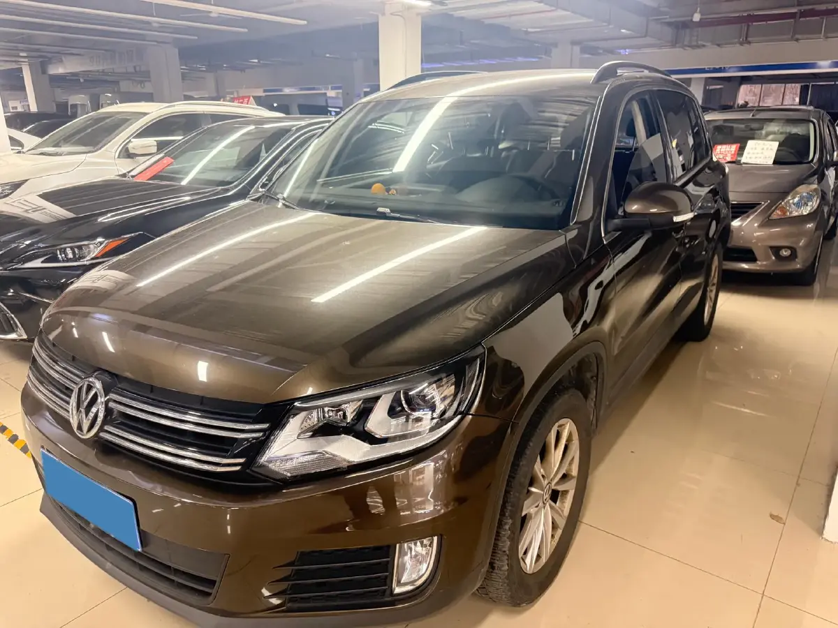 2016 Volkswagen Touran 1.4T 150HP L4 7DCT