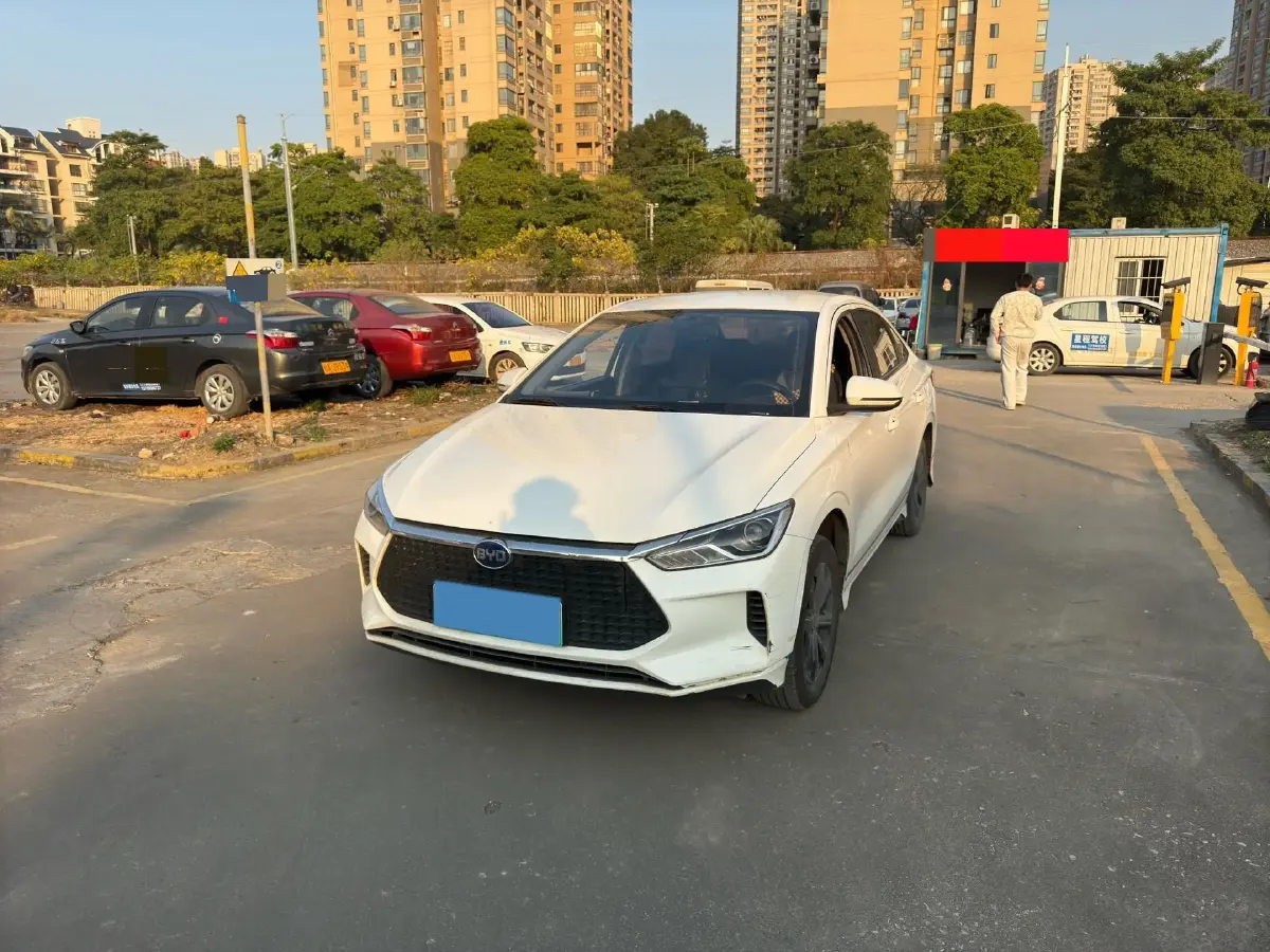 2021 MAXUS T70 2.0T 163HP L4 6AT