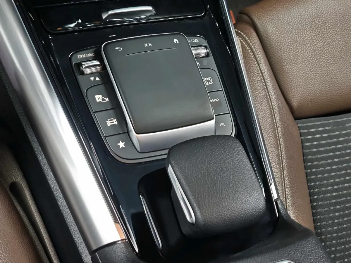 2021 Mercedes-Benz B Class 1.3T 136HP L4 7DCT,autocango,china used car exporter,china ev exporter,chinese used car exporter,chinese used ev exporter