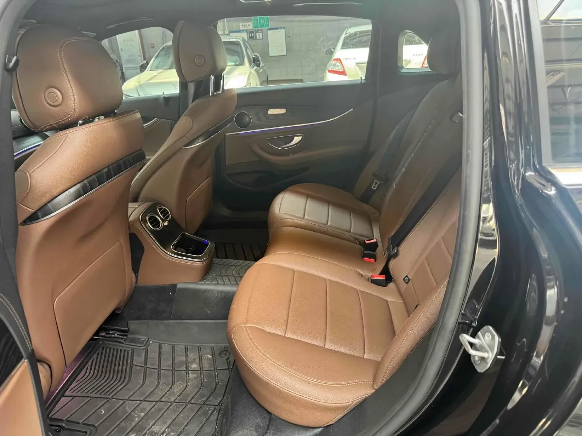 2021 Mercedes-Benz E Class 2.0T 258HP L4 9AT,autocango,china used car exporter,china ev exporter,chinese used car exporter,chinese used ev exporter