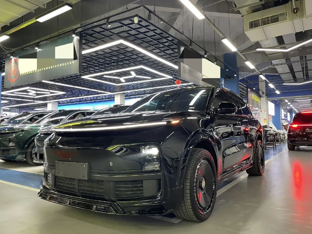 2023 Li L8 Range Extended 154HP REEV 40.9KWH