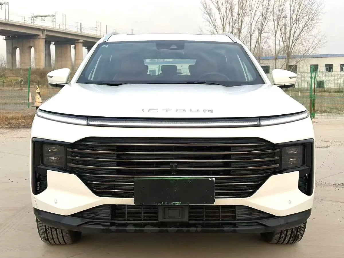 2025 Jetour X70 Plus 1.5T 184HP L4 7DCT,autocango,china used car exporter,china ev exporter,chinese used car exporter,chinese used ev exporter